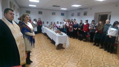 Капелани УГКЦ завітали з колядою у Львівський обласний дитячий психо-неврологічний диспансер